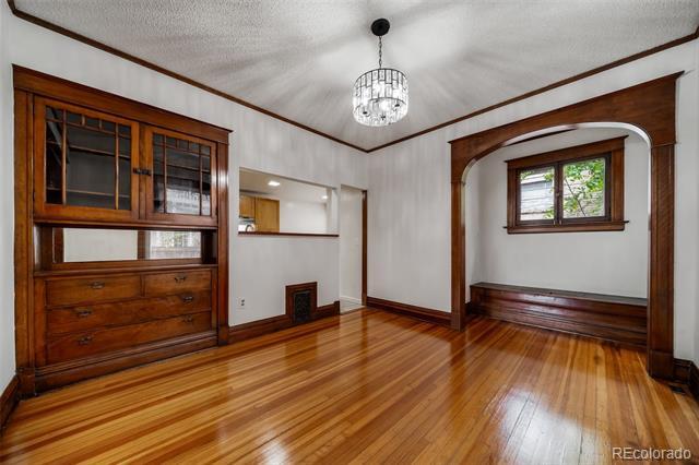 Building Photo - 1214 E 10th Ave