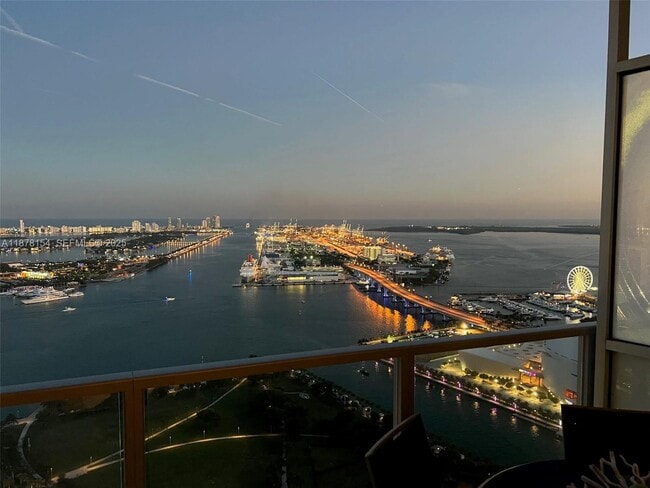 Building Photo - 1100 Biscayne Blvd