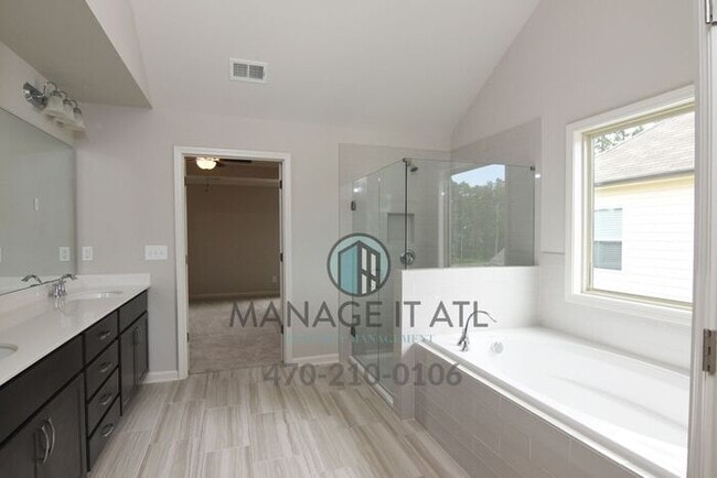 Building Photo - Beautiful 5 bedroom house in Buford. Sekinger High School District!