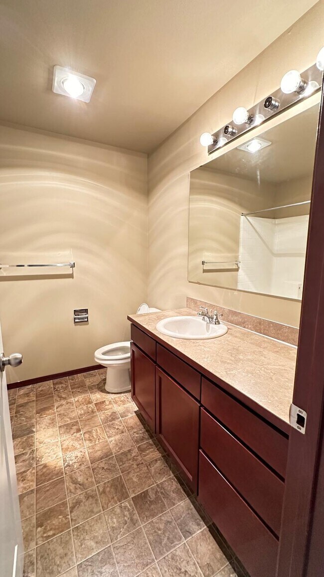 Building Photo - 28400 75th Dr NW