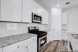Building Photo - 9947 Pears Ml