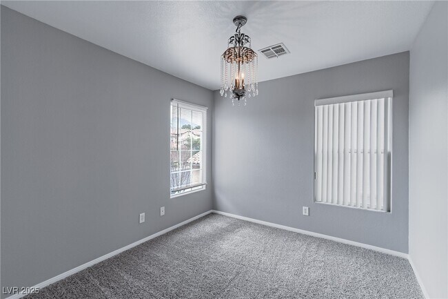 Building Photo - 776 Anacapri St