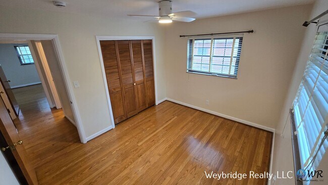 Building Photo - Charming Mid-Century 2BR Home with Sunroom, Fireplace & Fenced Yard