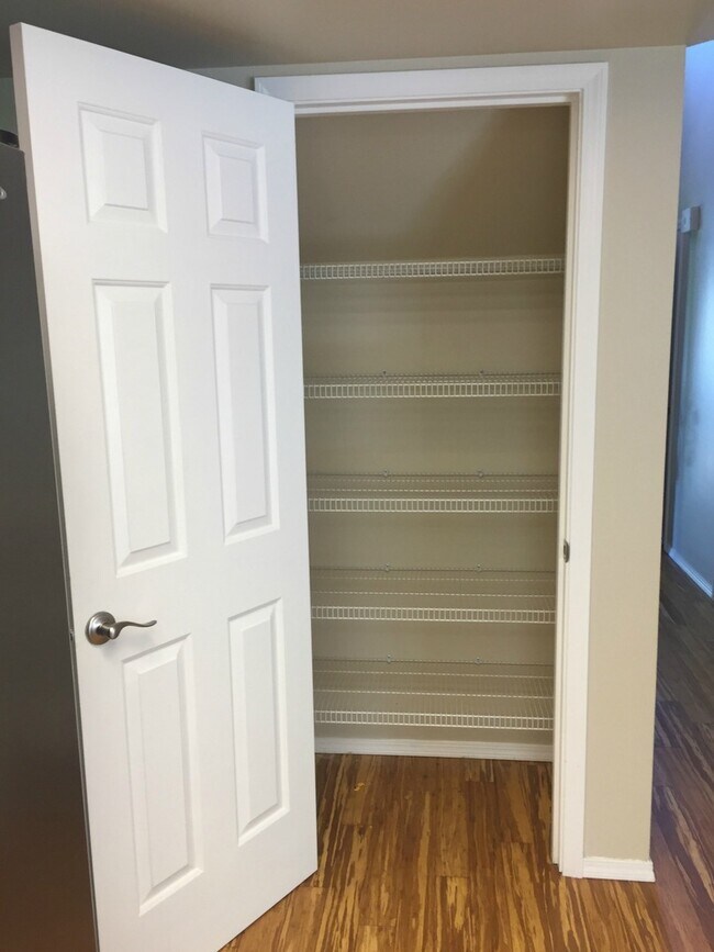 Building Photo - 4-Bedroom in Desirable Prune Hill Neighborhood in Camas!