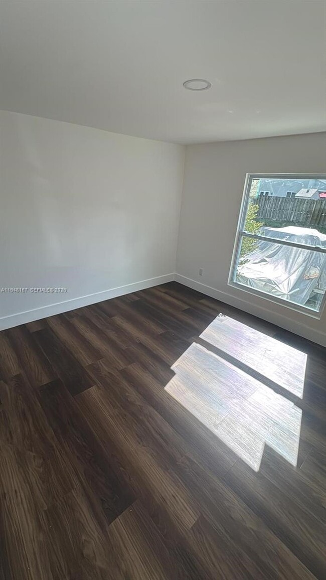 Building Photo - 13361 SW 9th Ct