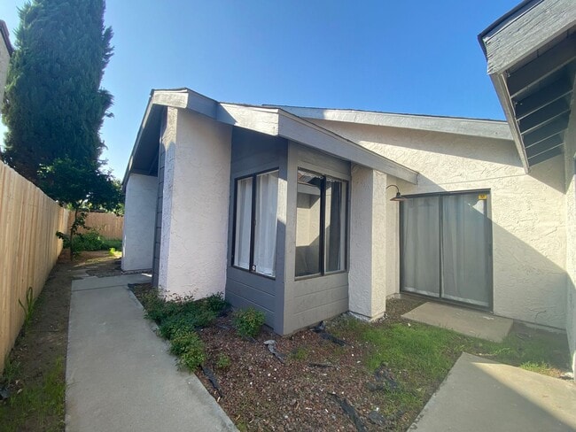 Primary Photo - Beautiful updated home for rent In Visalia...