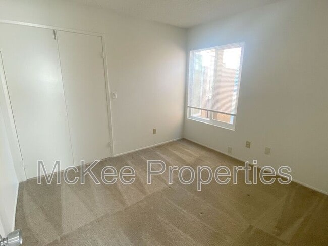 Building Photo - 2649 Wardlow Ave