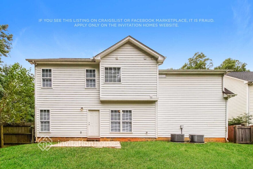 Building Photo - 211 Everett Park Dr