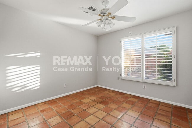 Building Photo - Where Character Takes Center Stage! Now Offering $500 Off First Month’s Rent!