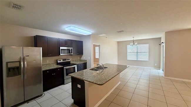 Building Photo - 3342 Landing Vw