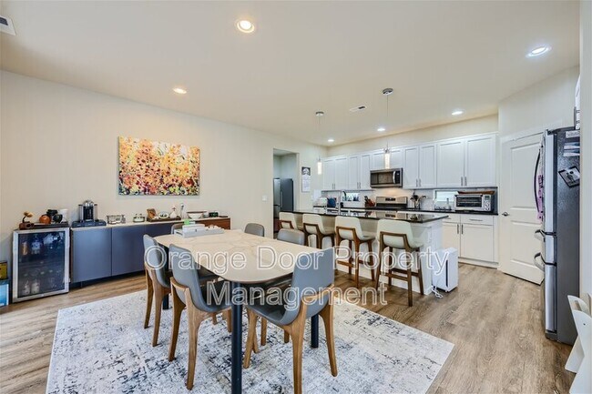 Building Photo - 32773 Maple Ave SE