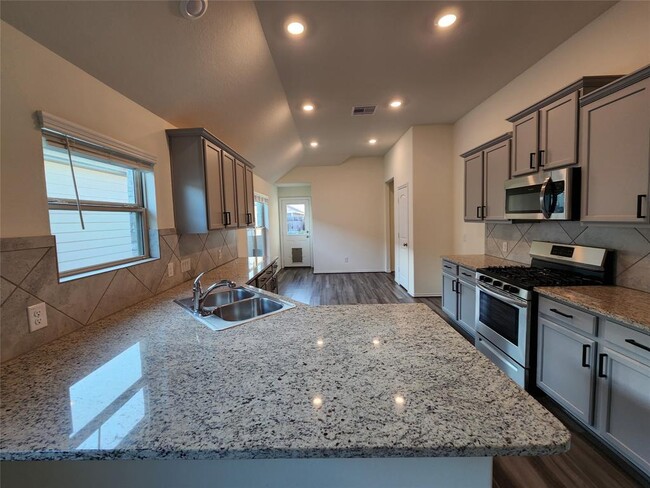 Building Photo - 25702 Royal Catchfly Rd