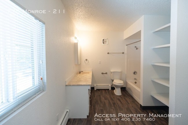 Building Photo - The sounds of Rattlesnake Creek await you!