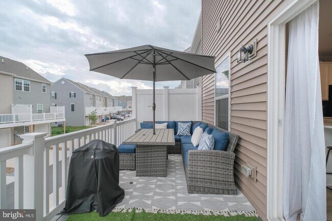 Building Photo - 52 Caswell Dr