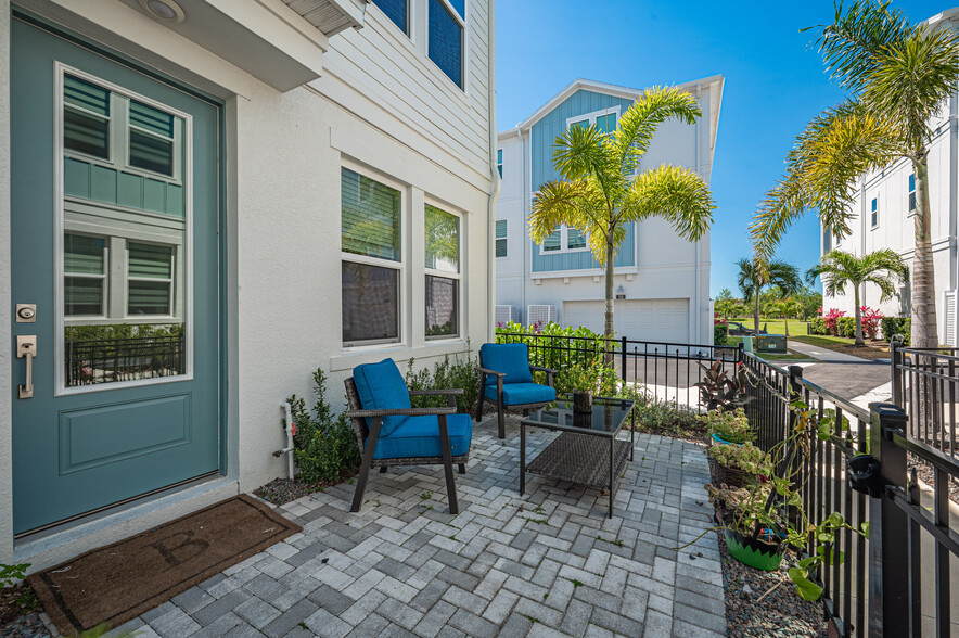Building Photo - 2400 Ezzell Ct