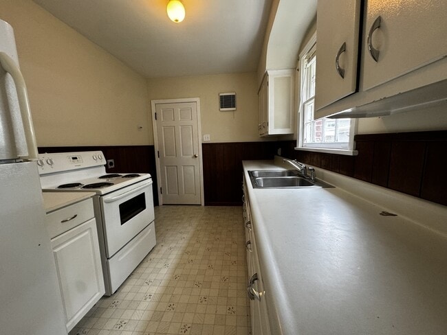 Building Photo - 3634 Autumn Ave