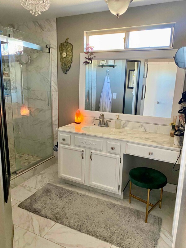 Building Photo - 2006 Haywood Dr