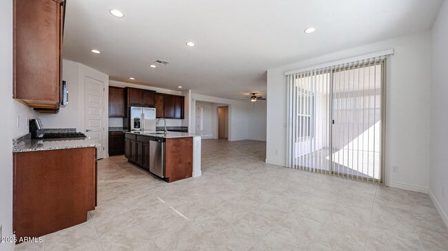 Building Photo - 25051 N 171st Ave