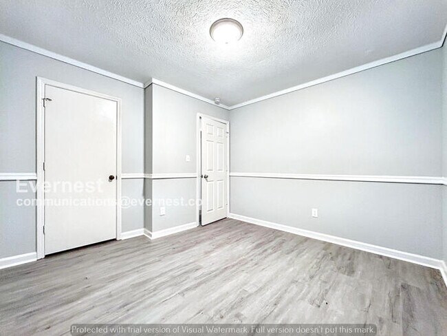 Building Photo - 1361 Fairridge Cir SW