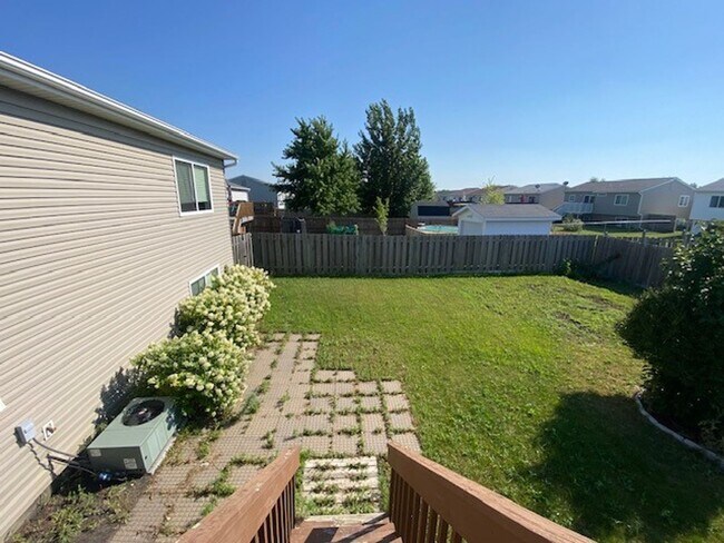 Building Photo - 6013 23rd St S