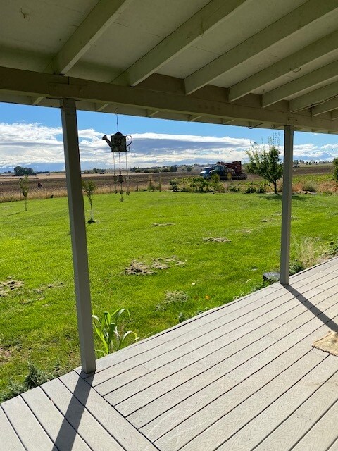 Wrap around deck - 19476 Top Rd