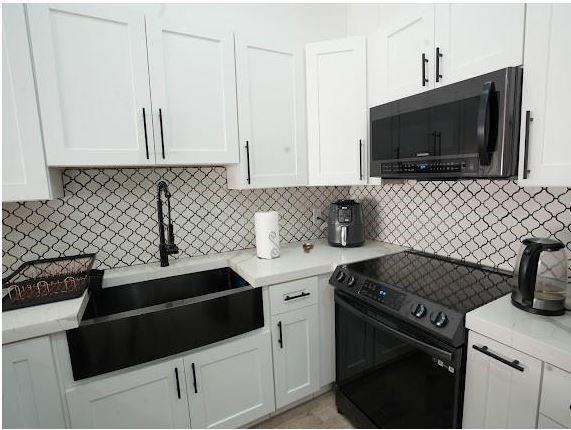 Building Photo - 1108 Congressional Way