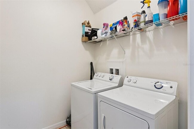 Building Photo - 1356 Scarlet Oak Loop