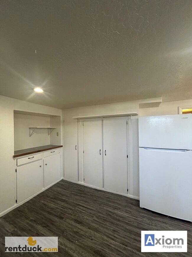 Building Photo - 139-132 Belva Ln