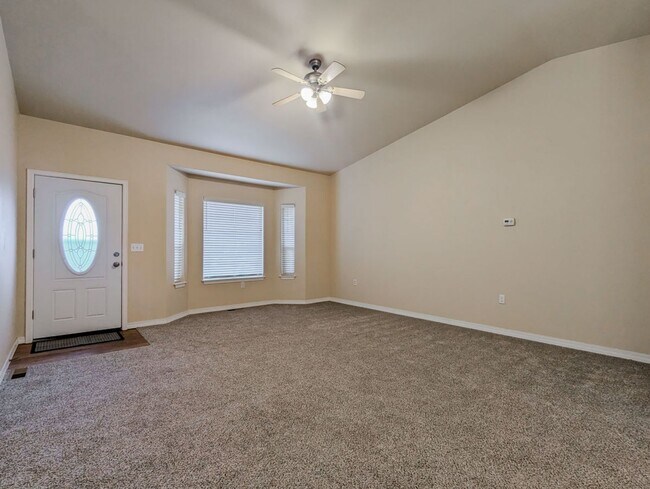 Building Photo - 4922 109th St NE