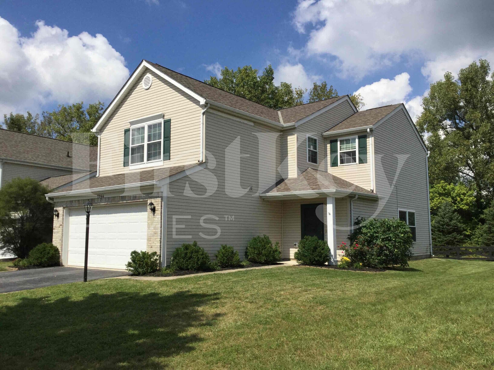 Building Photo - 7944 Birch Creek Dr
