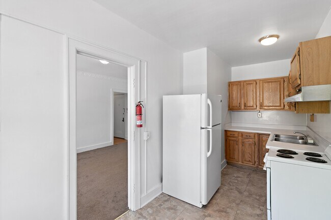 Building Photo - 108 Washtenaw Ave