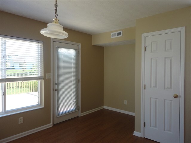 Building Photo - 4239 King Bird Ln