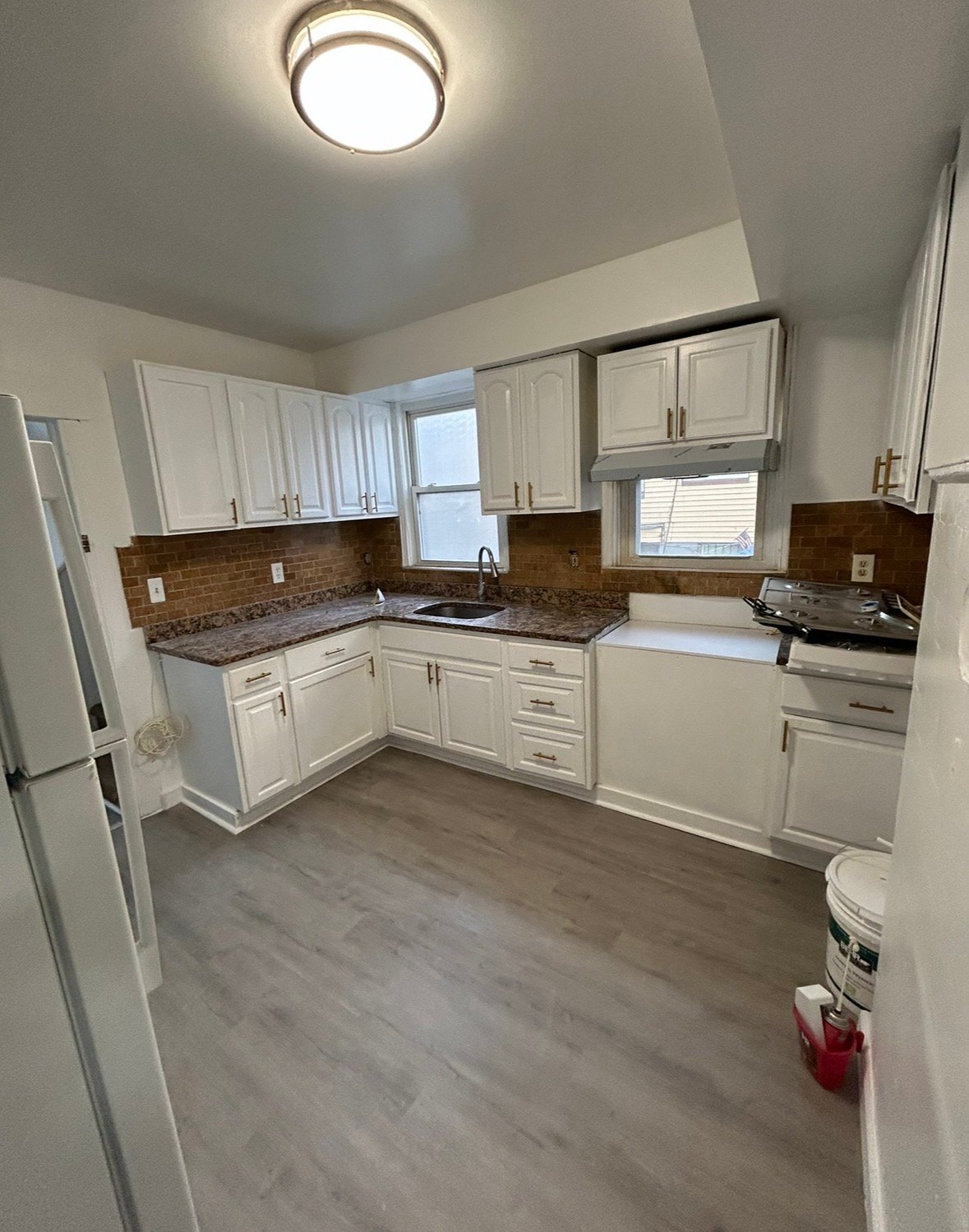 Building Photo - 148 Delavan Ave