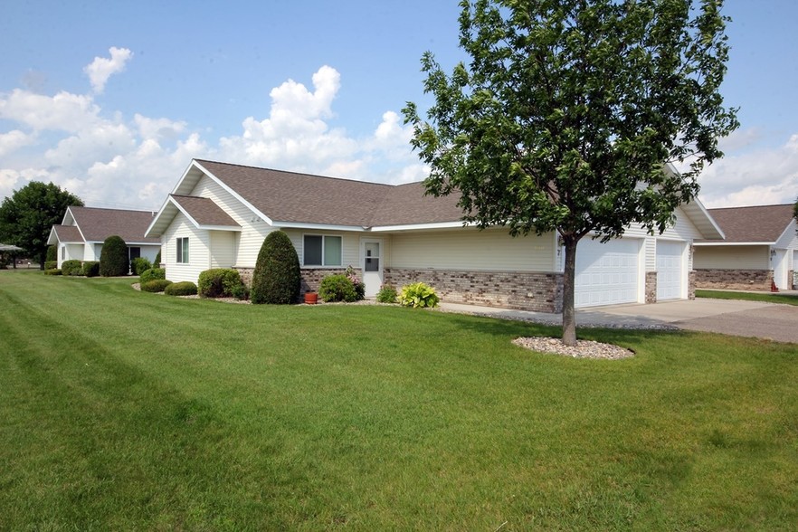 Primary Photo - Blue Eagle Townhomes