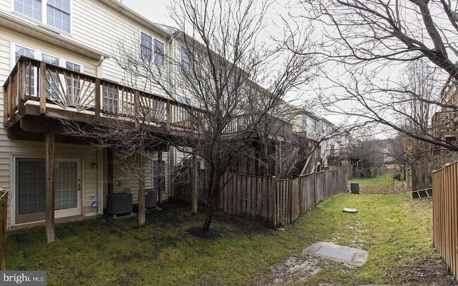 Building Photo - 25859 Kirkwood Square