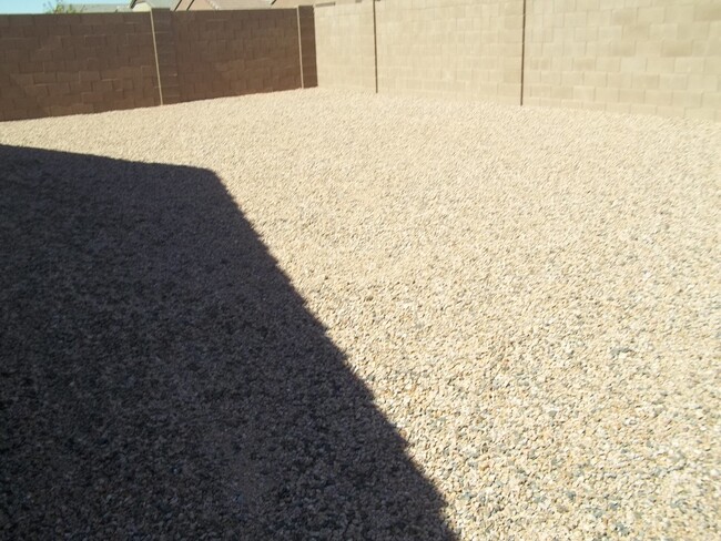 Building Photo - Beautiful Home in Gated Community