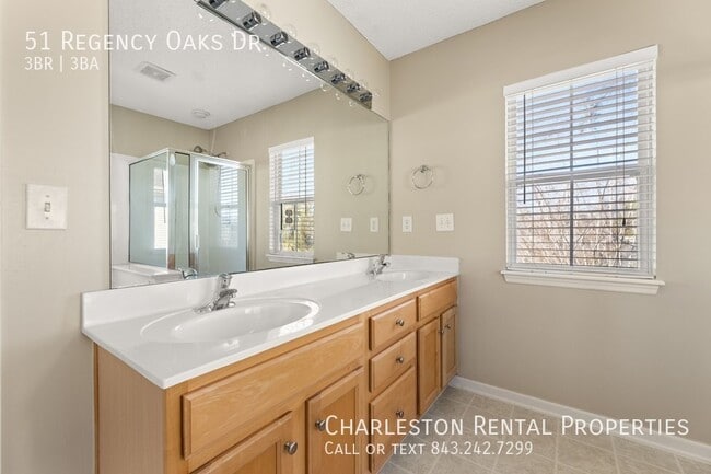 Building Photo - 51 Regency Oaks Dr