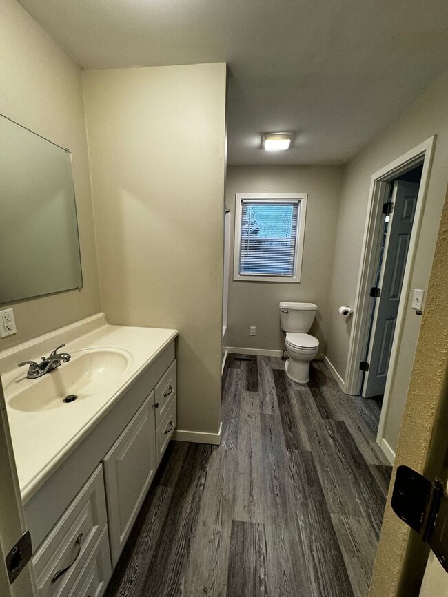 Building Photo - Country Living with a 3-Bedroom, 2-Bath Ho...