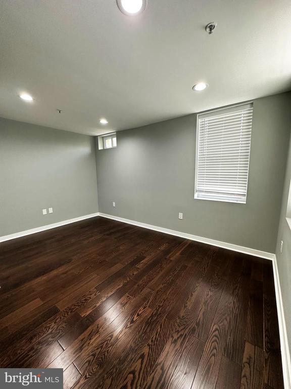 Building Photo - 1801 W Venango St