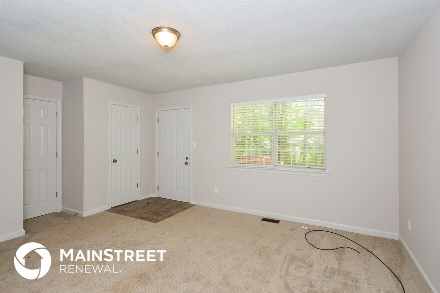 Building Photo - 103 Club Cir