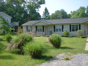 Building Photo - 610 Higate Rd
