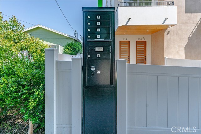 Building Photo - 614 N Rampart Blvd