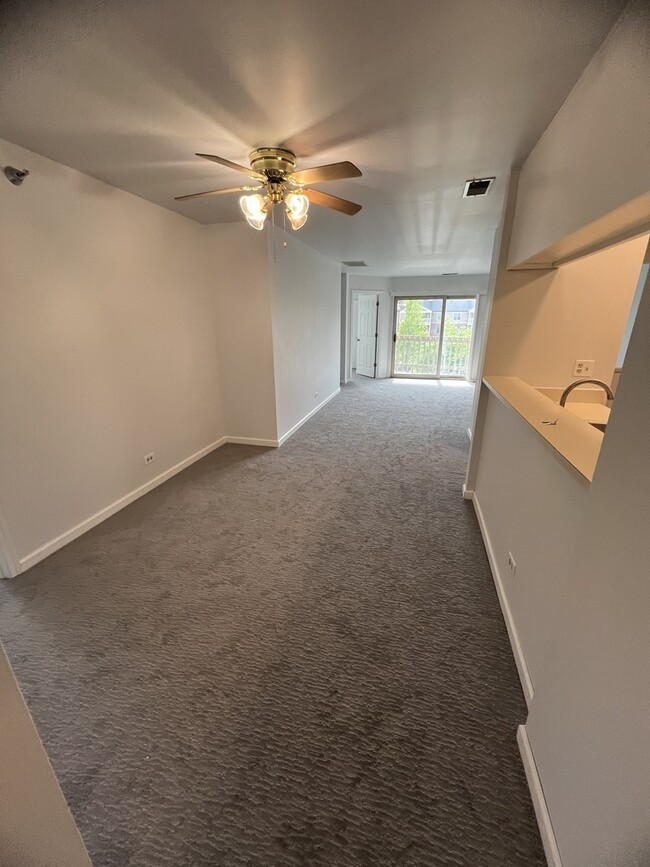 Building Photo - 125 Glengarry Dr