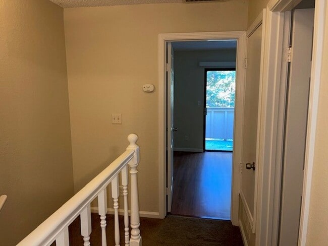 Building Photo - 2150 Northwood Cir