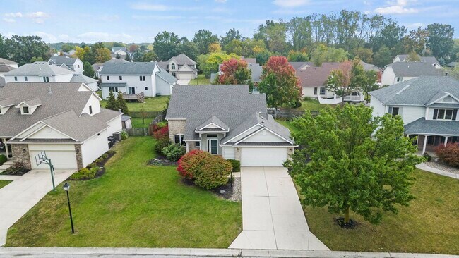 Building Photo - 811 Ivy Creek Cove