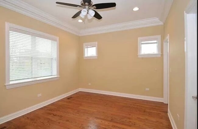 Building Photo - 3136 N Elston Ave