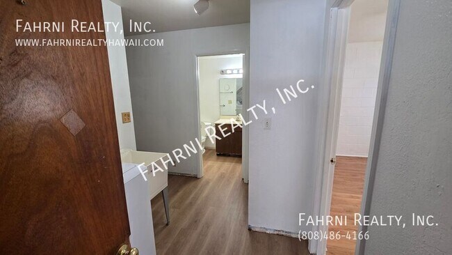 Building Photo - 98-495-495 Pono St