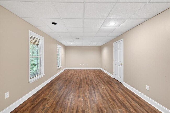 Building Photo - 4582 Campenille Ct