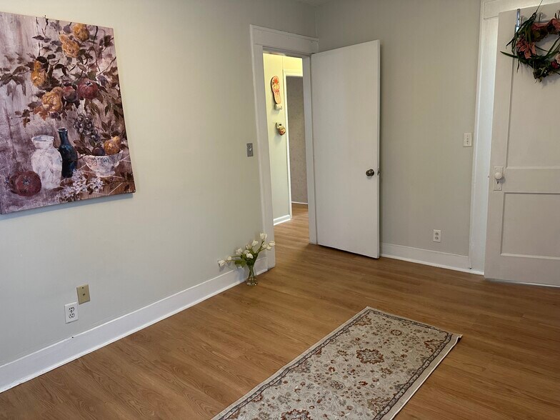 Building Photo - 269 N 1st Ave