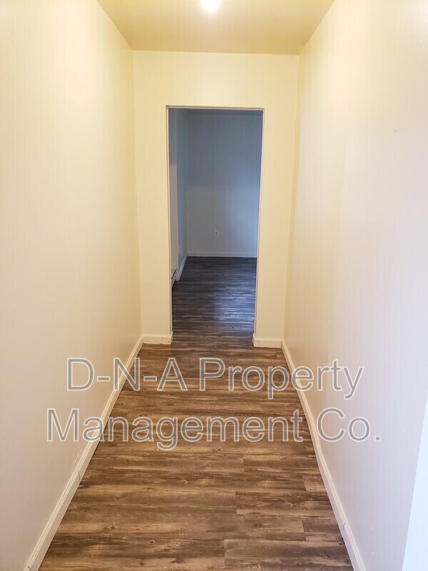 Building Photo - 3910 PA-447